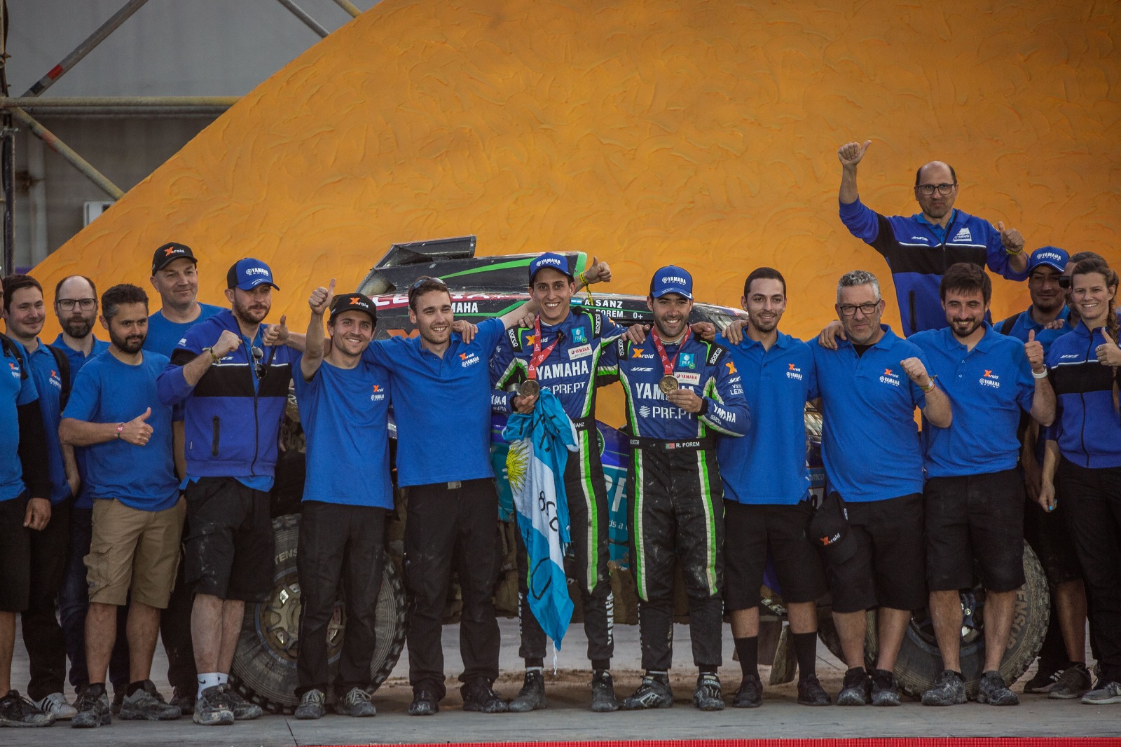 Los festejos de los pilotos que le ganaron al Dakar 2023: WhatsApp Image 2023-01-15 at 11.13.42.jpeg